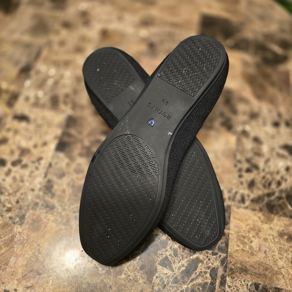 Black Rothy's - The Flat - Picture 3 of 3